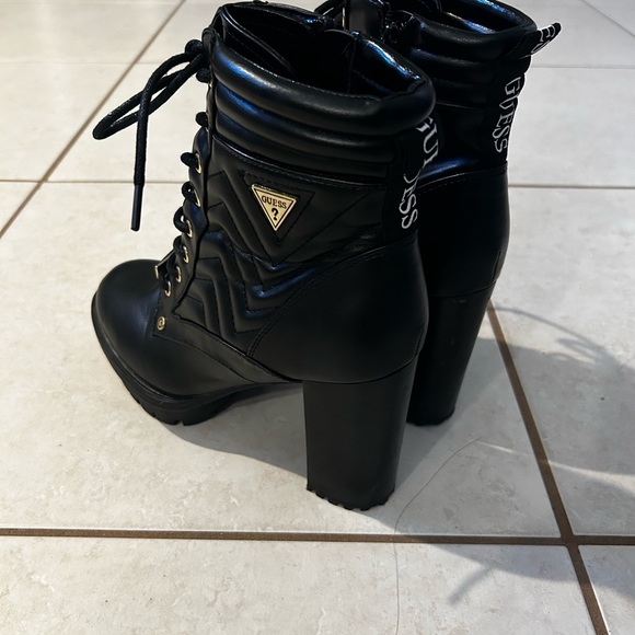 Women’s Guess boots - Picture 4 of 5